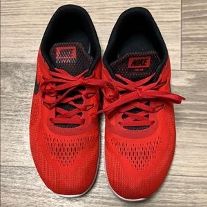 Youth Nike free rn
